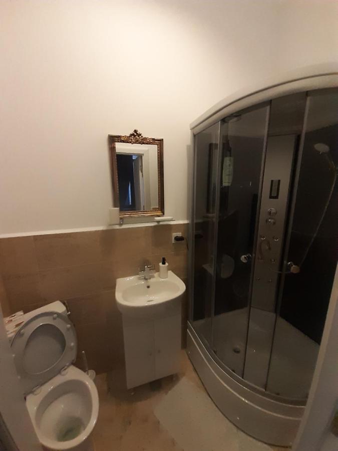 Casa J. Gusbeth Apartment บราชอฟ ภายนอก รูปภาพ
