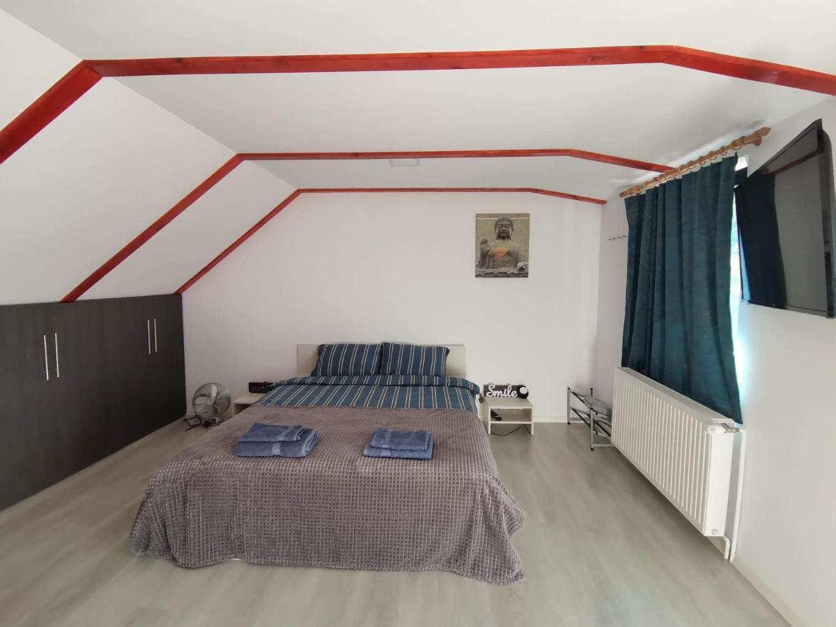 Casa J. Gusbeth Apartment บราชอฟ ภายนอก รูปภาพ