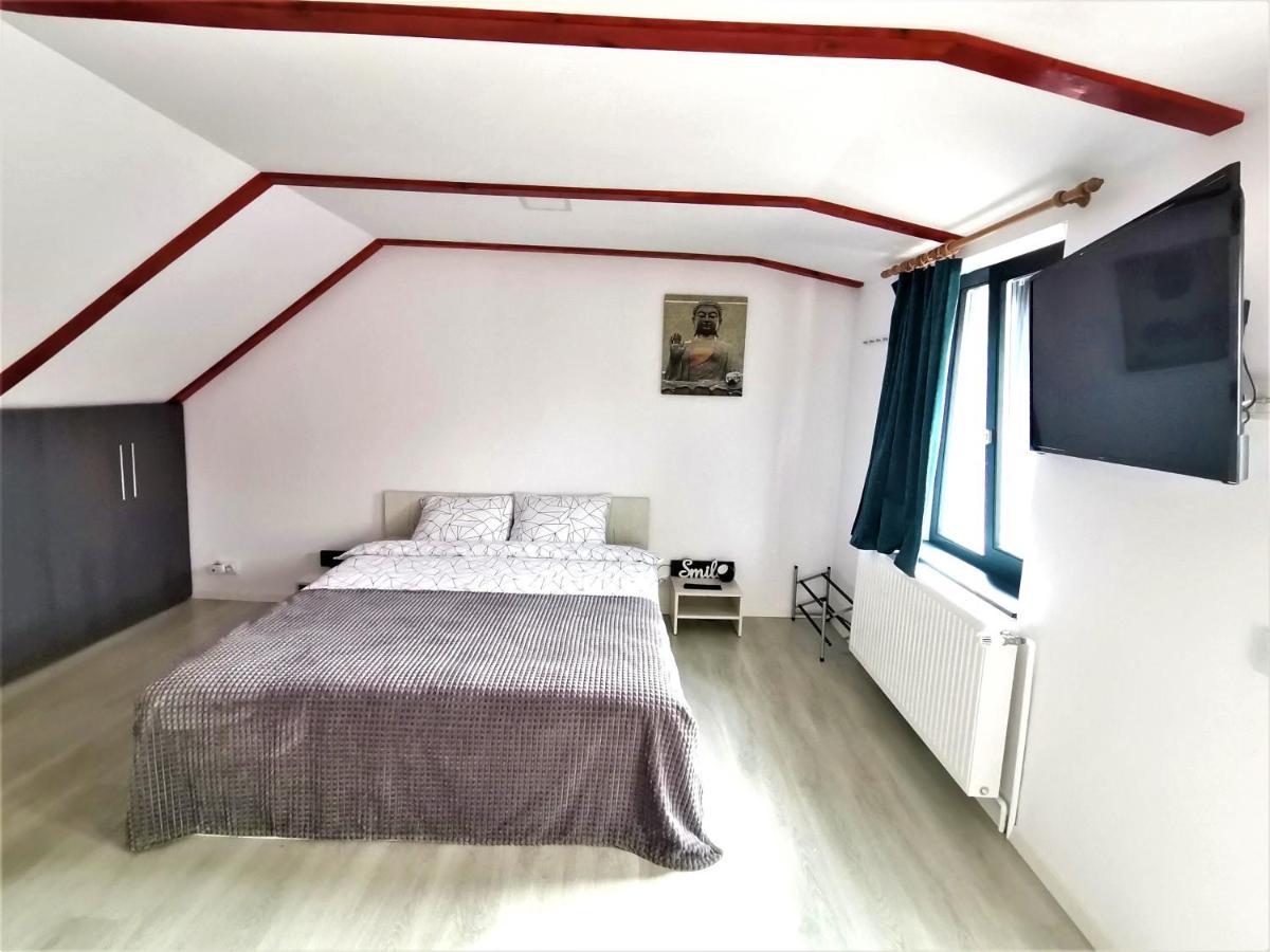 Casa J. Gusbeth Apartment บราชอฟ ภายนอก รูปภาพ