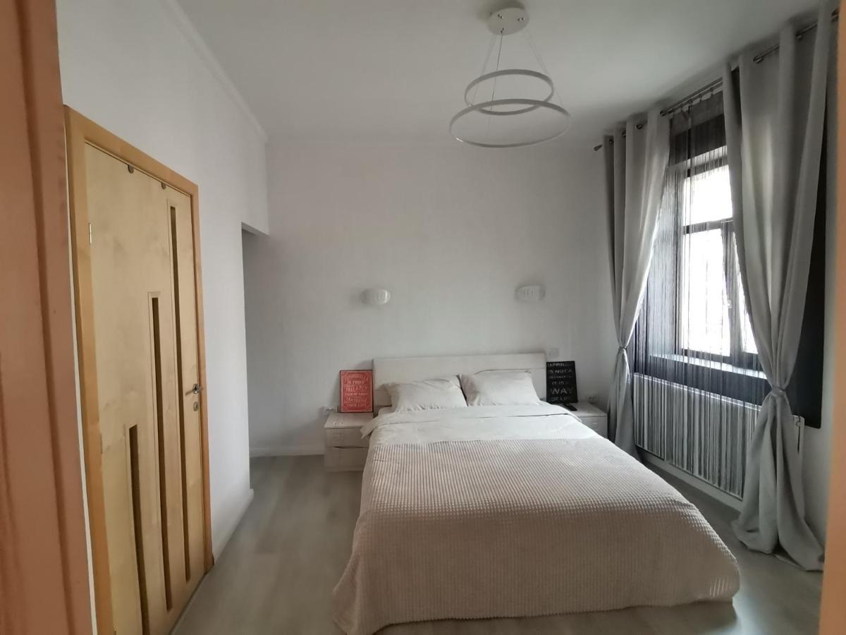 Casa J. Gusbeth Apartment บราชอฟ ภายนอก รูปภาพ
